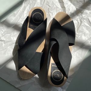 No. 6 Black Frida on Mid Wedge Mules/Slides